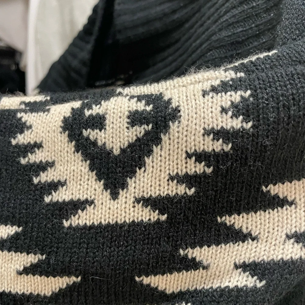 Black and Cream bohemian  Cardigan 🖤Final Price🖤 - Picture 6 of 8